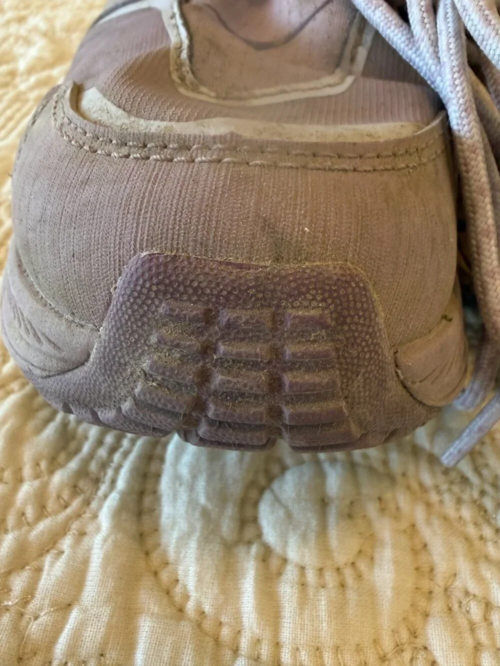 HOKA Women's Anacapa Mid Gore-Tex Hiking Boots. Size 9